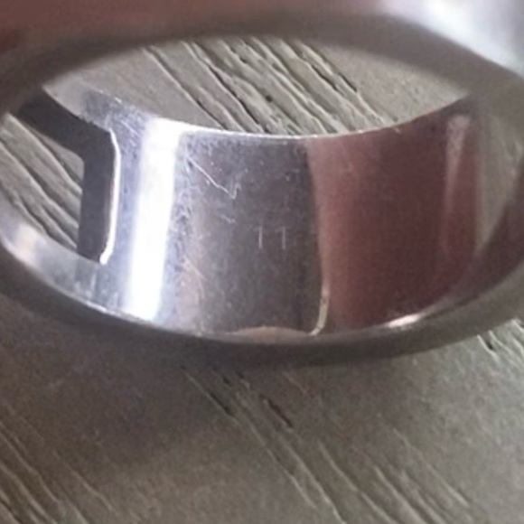 Gucci Cutout G Logo Band Ring Sz 5.5 - Picture 6 of 9